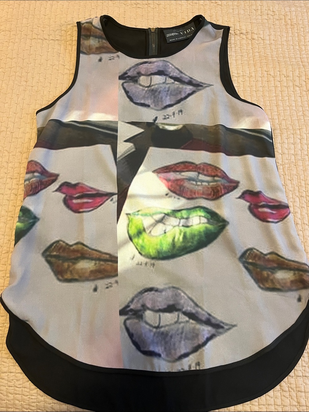 VIDA Multi-Lip Print Sleeveless Camisole with Black Trim
